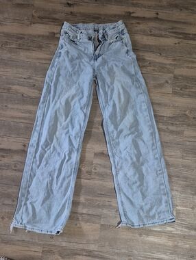 American Eagle Outfitters Light Wash Straight-Leg Women's Jeans
